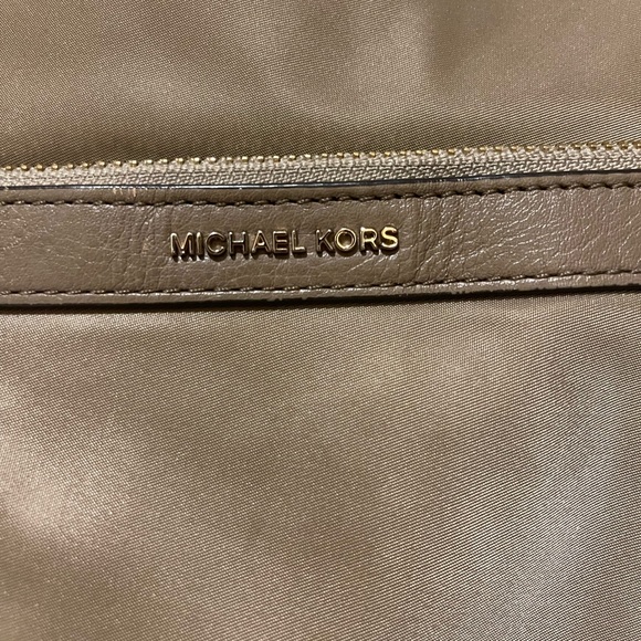 Michael Kors Crossbody Purse - Picture 5 of 7